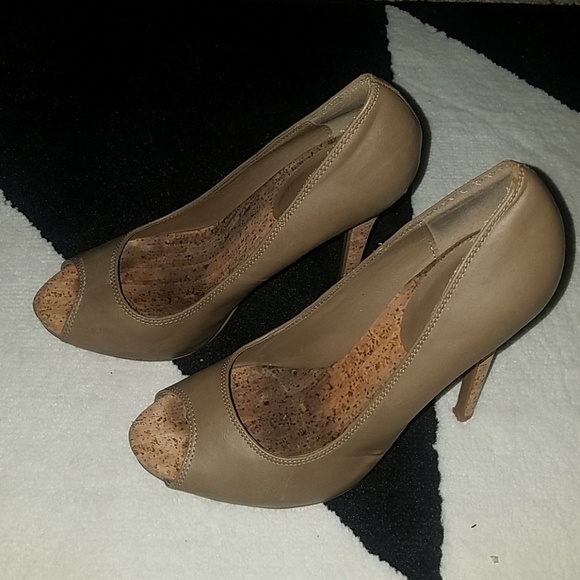 💥Sale💥Aldo Peep Toe Heels - Picture 2 of 4